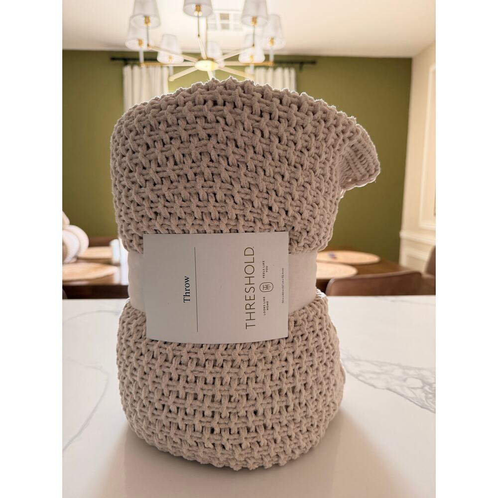 Threshold Chunky Knit Throw Blanket Cream Beige 50x60 Recycled Polyester NWT - Picture 5 of 5